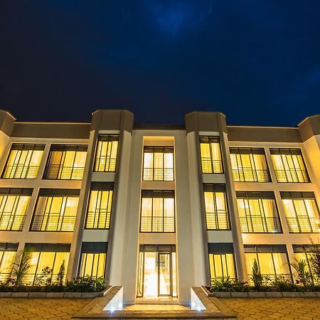 Lexor Apartments Kigali Buitenkant foto