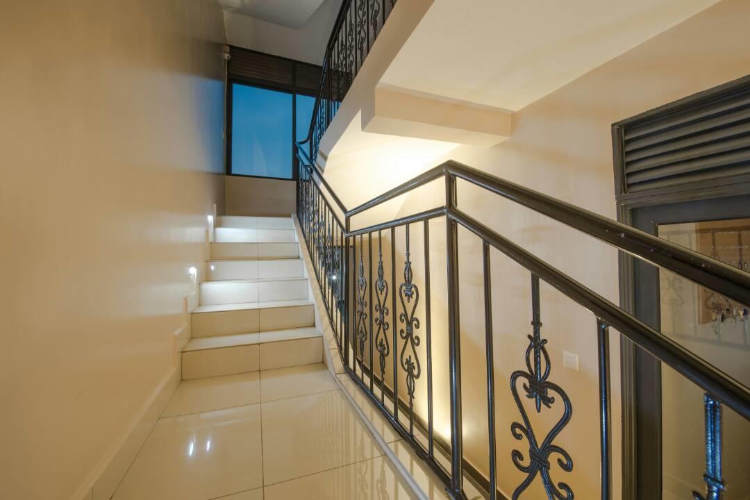 Lexor Apartments Kigali Buitenkant foto